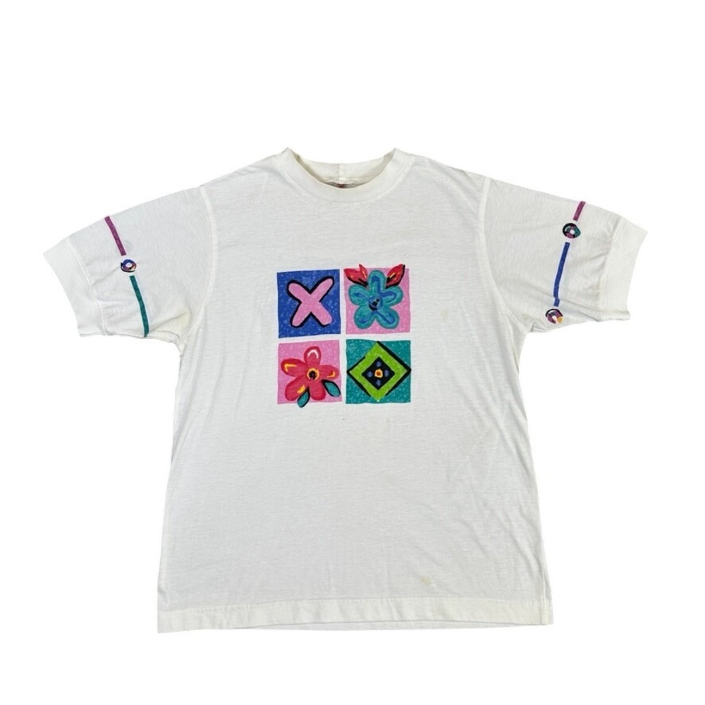 Vintage Pop Art Graphic T-Shirt White Short Sleeve Floral X Grid Design